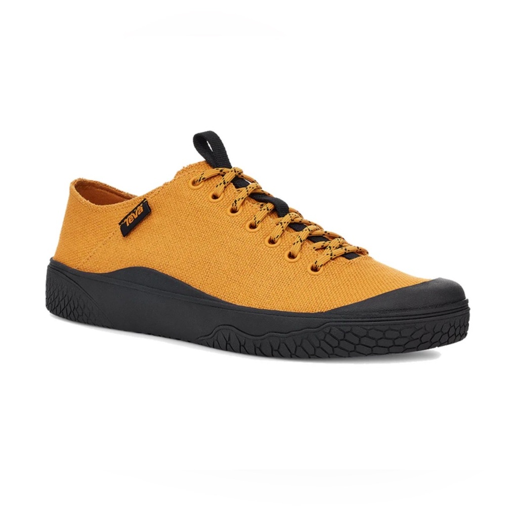 NWT- Teva Unisex ‘Terra Canyon’ Hiker Sneakers